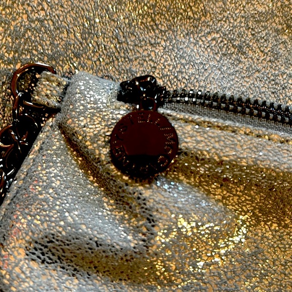 stella Mc Carney like new lg fold over or strap metallic bag - Picture 5 of 11